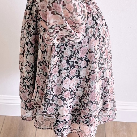 Floral Juniors Dress - Picture 4 of 5